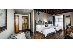 Habitación Superior con vista al Zócalo, Zócalo Central 